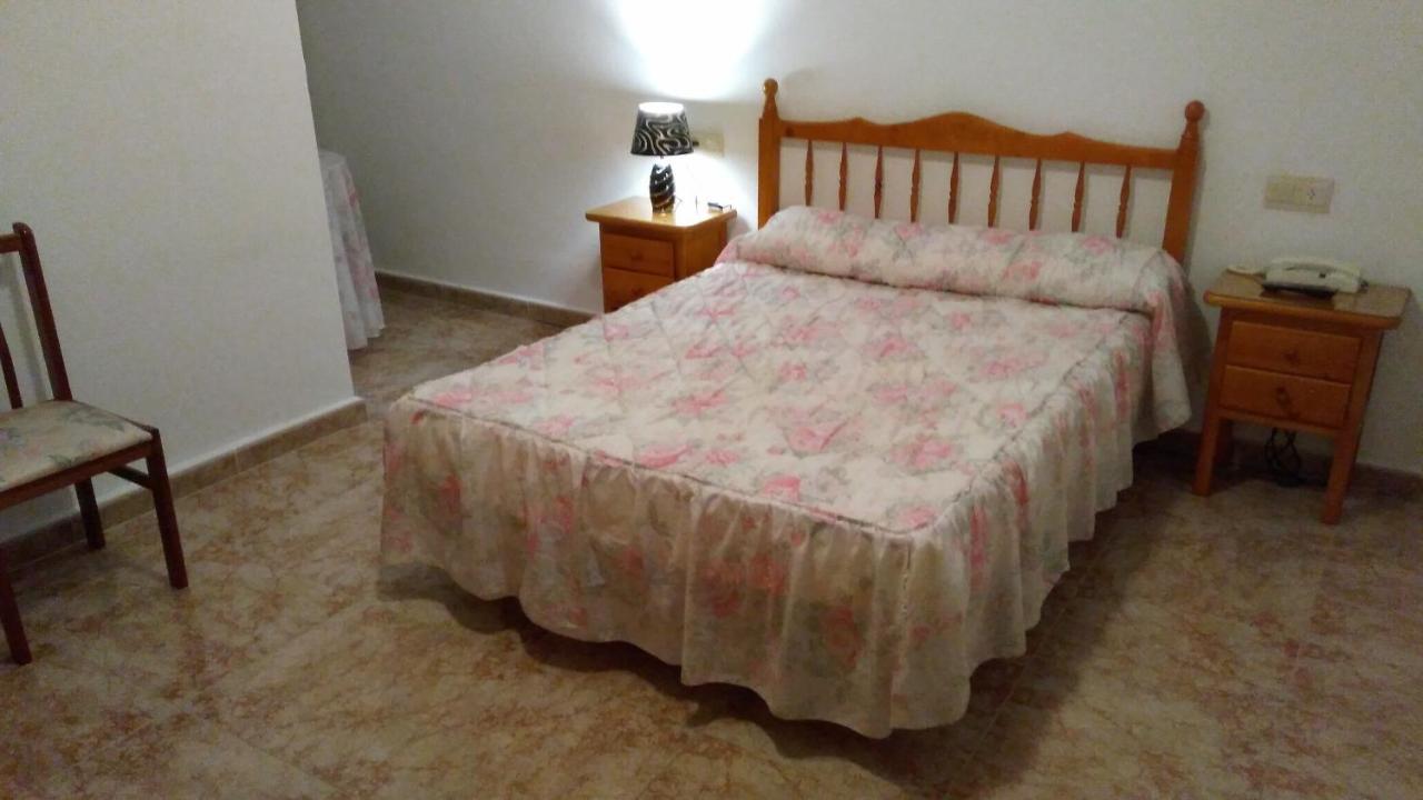 Pension- Mari Loli - Oficial Гвардамар-дель-Сегура Экстерьер фото